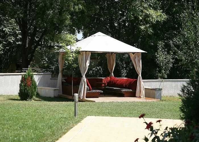 Apart-hotel Complex Aquamarine 3*