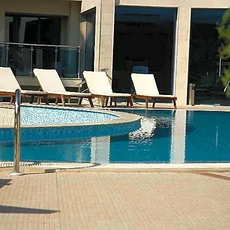 Complex Aquamarine Apartahotel 3*
