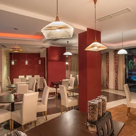 Complex Aquamarine 아파트호텔