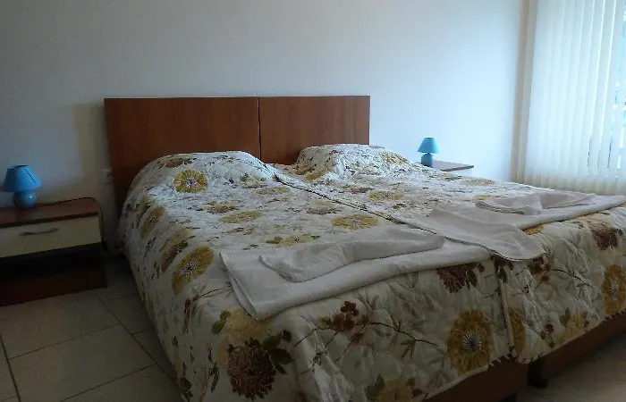 Aparthotel Complex Aquamarine 3*