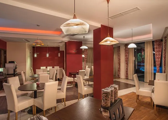 Complex Aquamarine Aparthotel